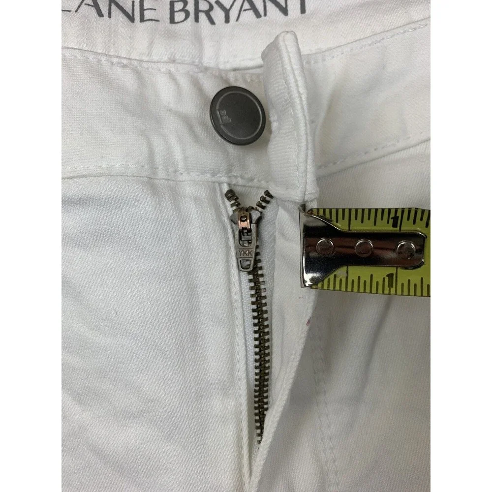 Lane Bryant White Short Shorts Womens 22 (44x5) Stretch Cuffed 5-Pocket Design - Picture 8 of 12